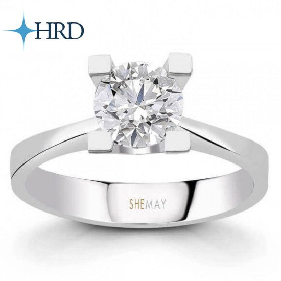 Диамантен годежен пръстен класически с един голям диамант, част от колекцията на Shemay Diamond с най-скъпите годежни пръстени за инвестиция